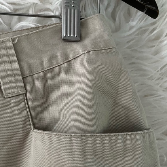 TRUE VINTAGE 1980s Khaki High Waisted Mom Shorts - Picture 2 of 4